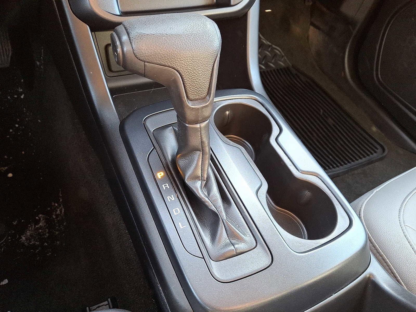 Used 2018 Chevrolet Colorado W/T image 14