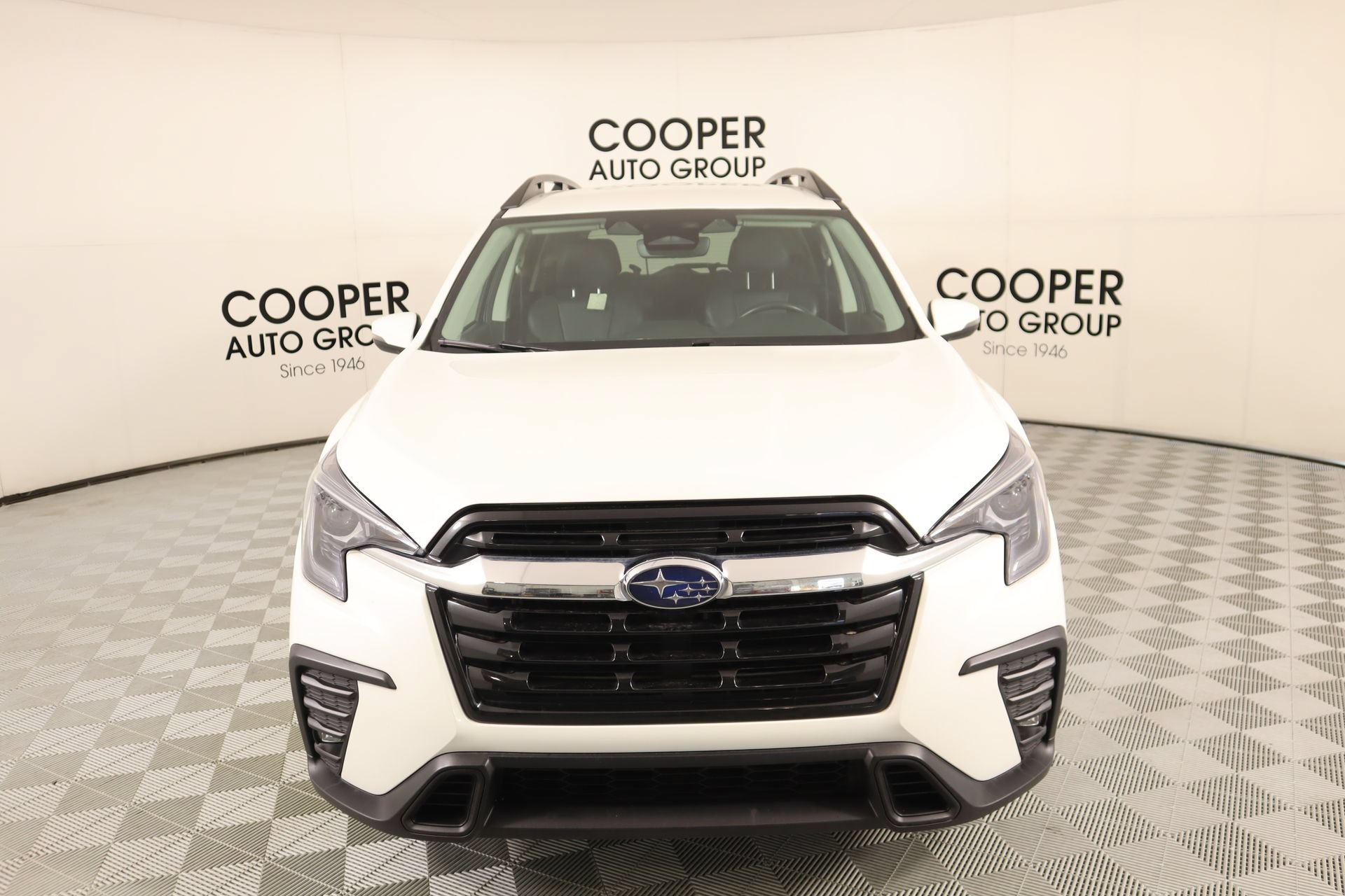 Used 2023 Subaru Ascent Limited AWD/4WD image 9