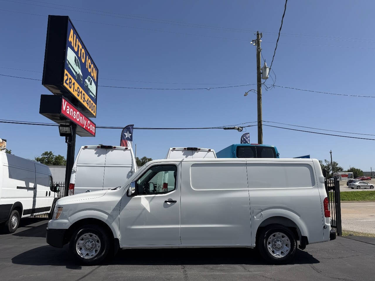 Used 2021 Nissan NV 2500 SV RWD image 4