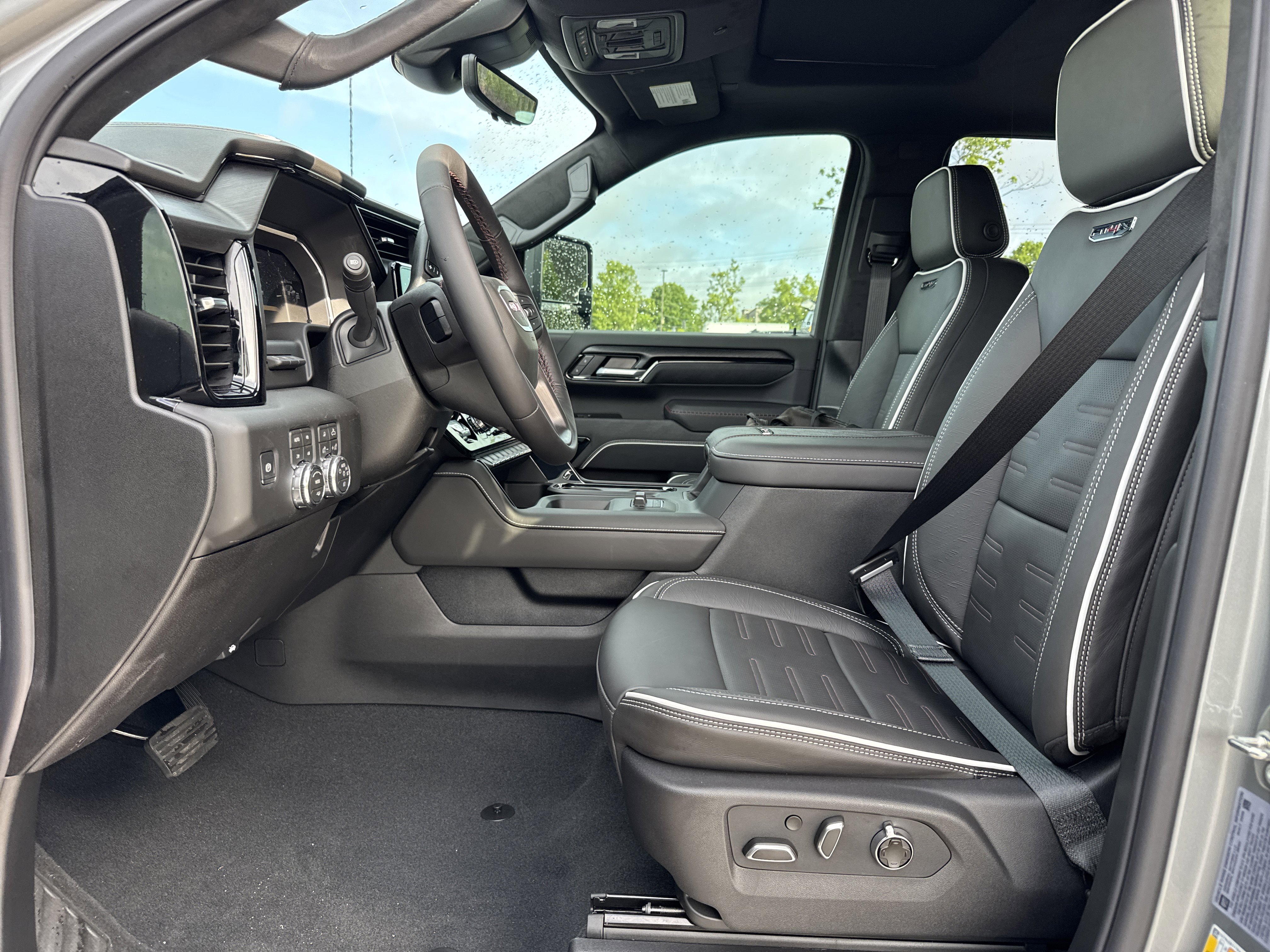 New 2026 GMC Sierra 2500 AT4X AWD/4WD image 16