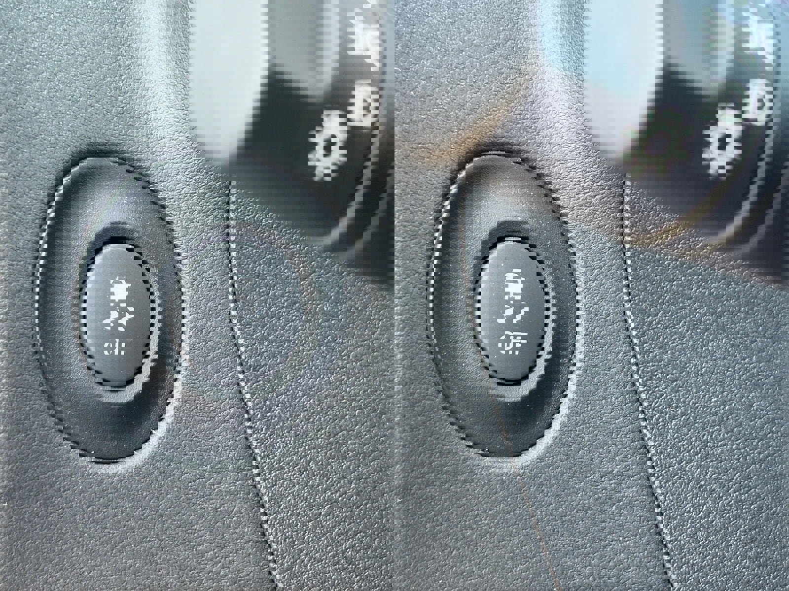 Certified 2024 Nissan Z Performance w/ Floor Mat Package image 29