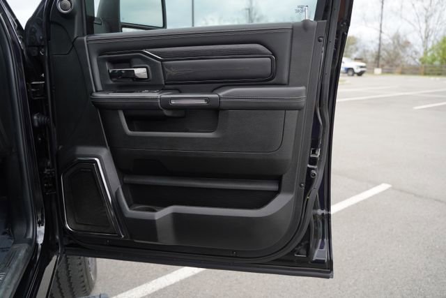 Used 2024 RAM 2500 Limited image 21