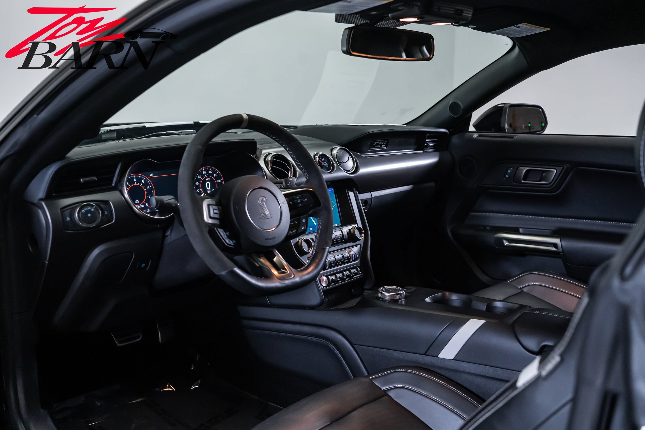 Used 2021 Ford Mustang Shelby GT500 w/ Technology Package RWD image 41