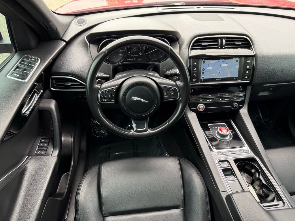 Used 2018 Jaguar F-PACE Premium AWD/4WD image 24