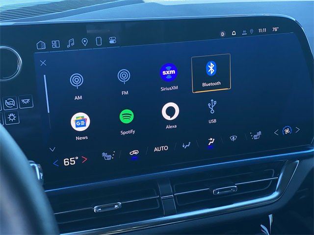 Used 2025 Chevrolet Equinox EV LT image 18