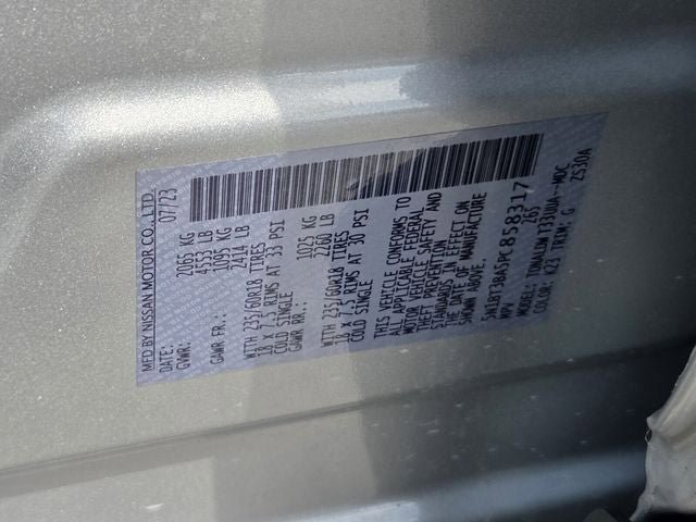 Used 2023 Nissan Rogue SV FWD image 33