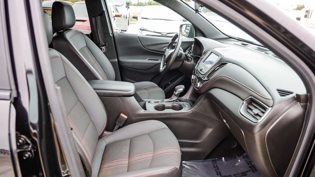 Used 2022 Chevrolet Equinox RS FWD image 20