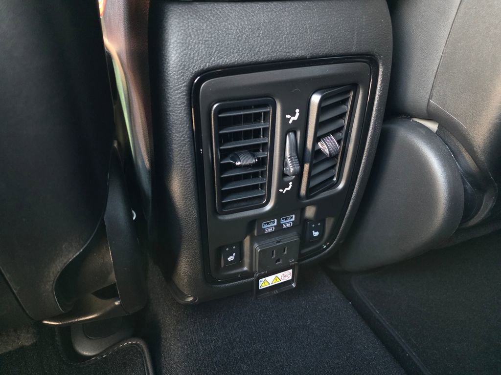 Used 2024 Dodge Durango SRT Hellcat image 27