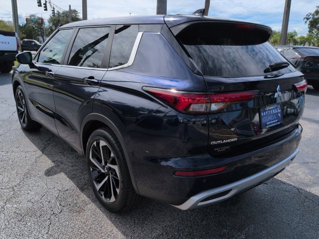 Used 2023 Mitsubishi Outlander SE AWD/4WD image 6