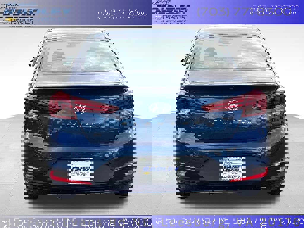 Used 2019 Hyundai Elantra SE FWD image 4