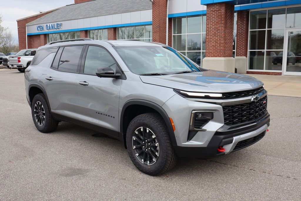 New 2026 Chevrolet Traverse Z71 w/ Enhanced Driving Package AWD/4WD image 4