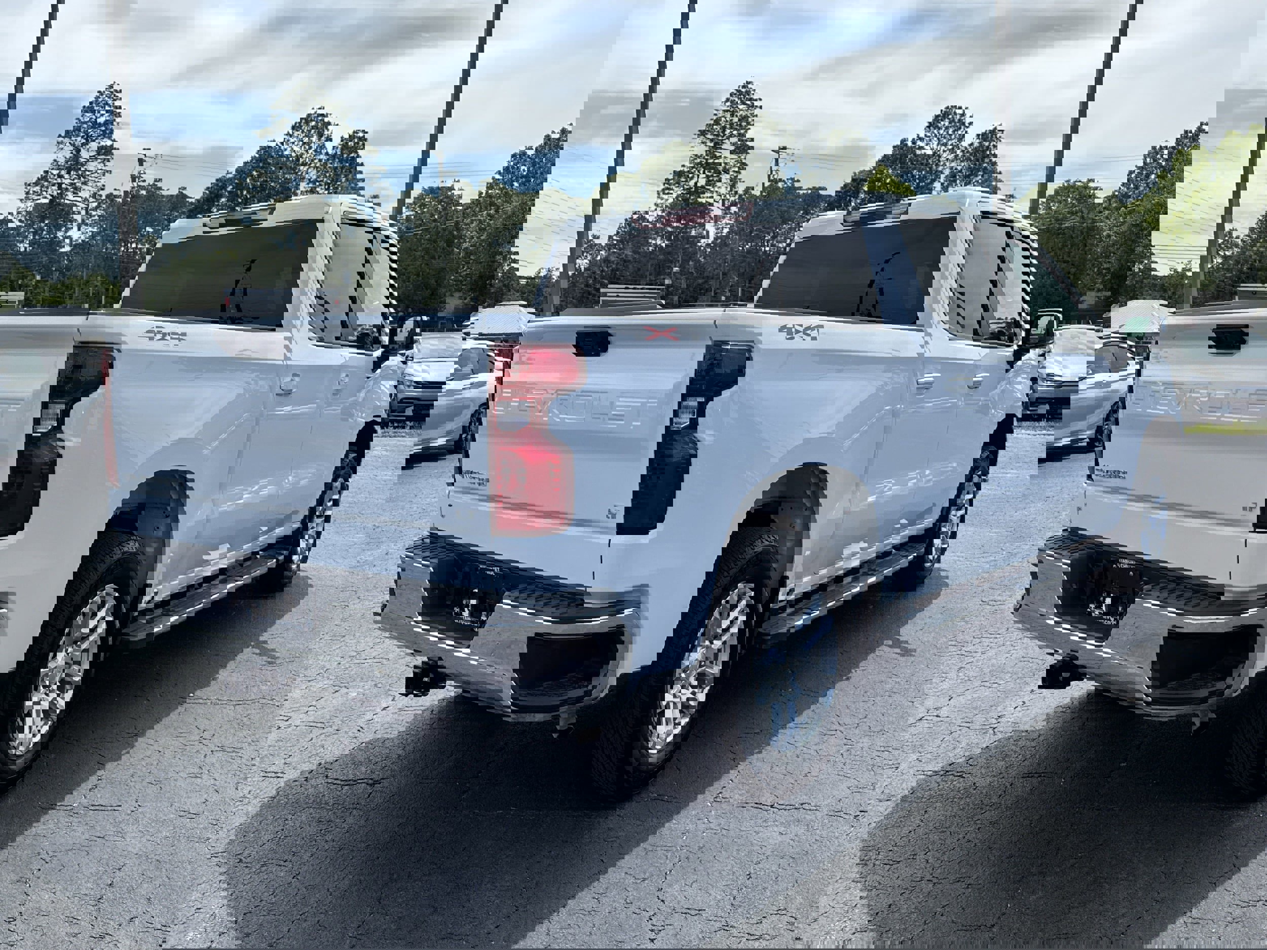 New 2023 Chevrolet Silverado 1500 LT w/ Max Trailering Package image 4