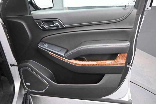 Used 2019 Chevrolet Suburban Premier AWD/4WD image 27