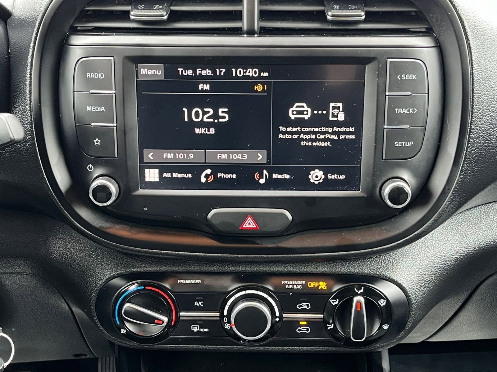 Used 2025 Kia Soul LX w/ LX Technology Package image 17