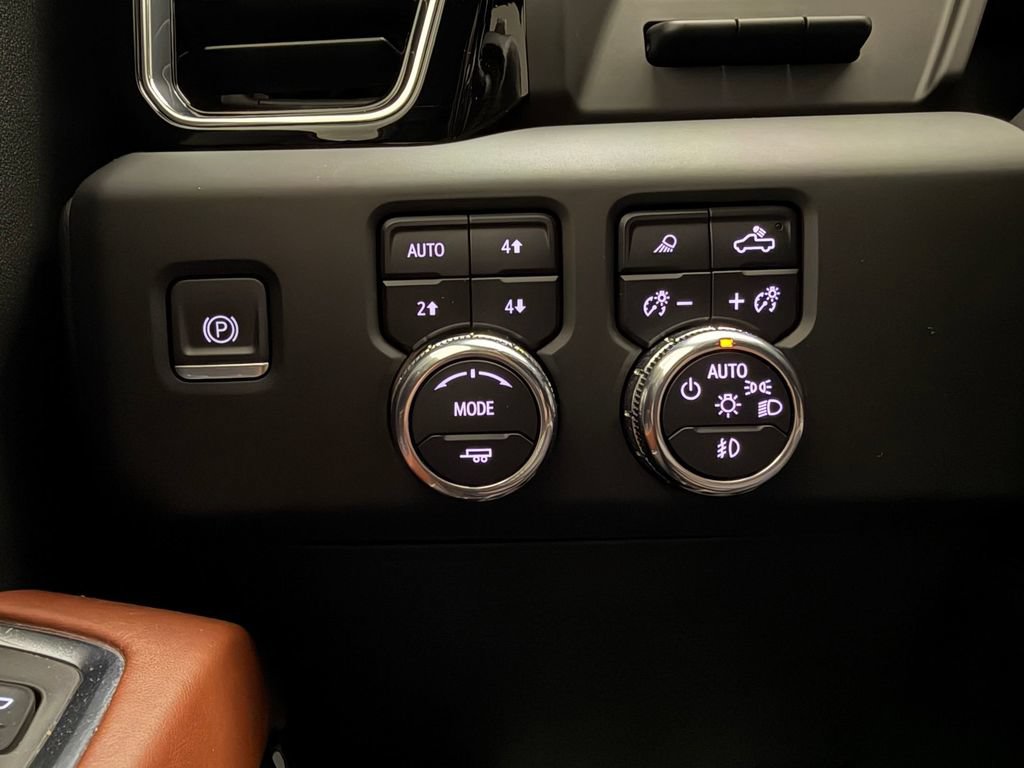 Used 2023 GMC Sierra 1500 Denali Ultimate AWD/4WD image 17