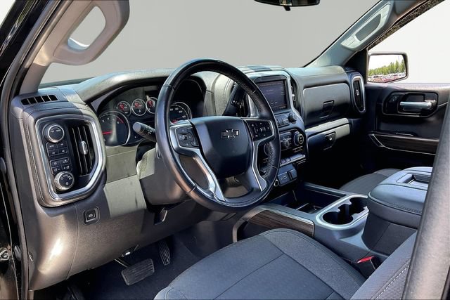 Used 2021 Chevrolet Silverado 1500 LT Trail Boss w/ Bed Protection Package AWD/4WD image 12