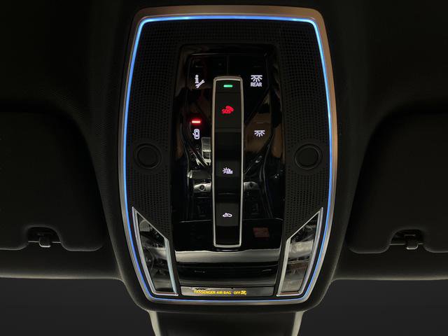 Used 2023 Audi A8 L 3.0T w/ Luxury Package image 26