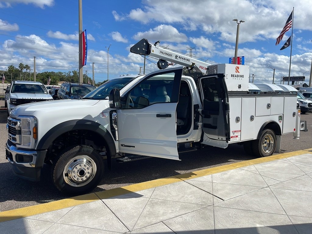 New 2026 Ford F550 4x4 SuperCab Super Duty image 5