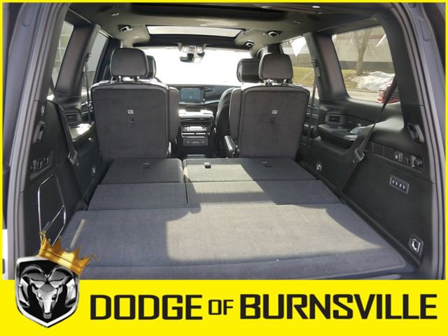 Used 2023 Jeep Wagoneer Series II image 13