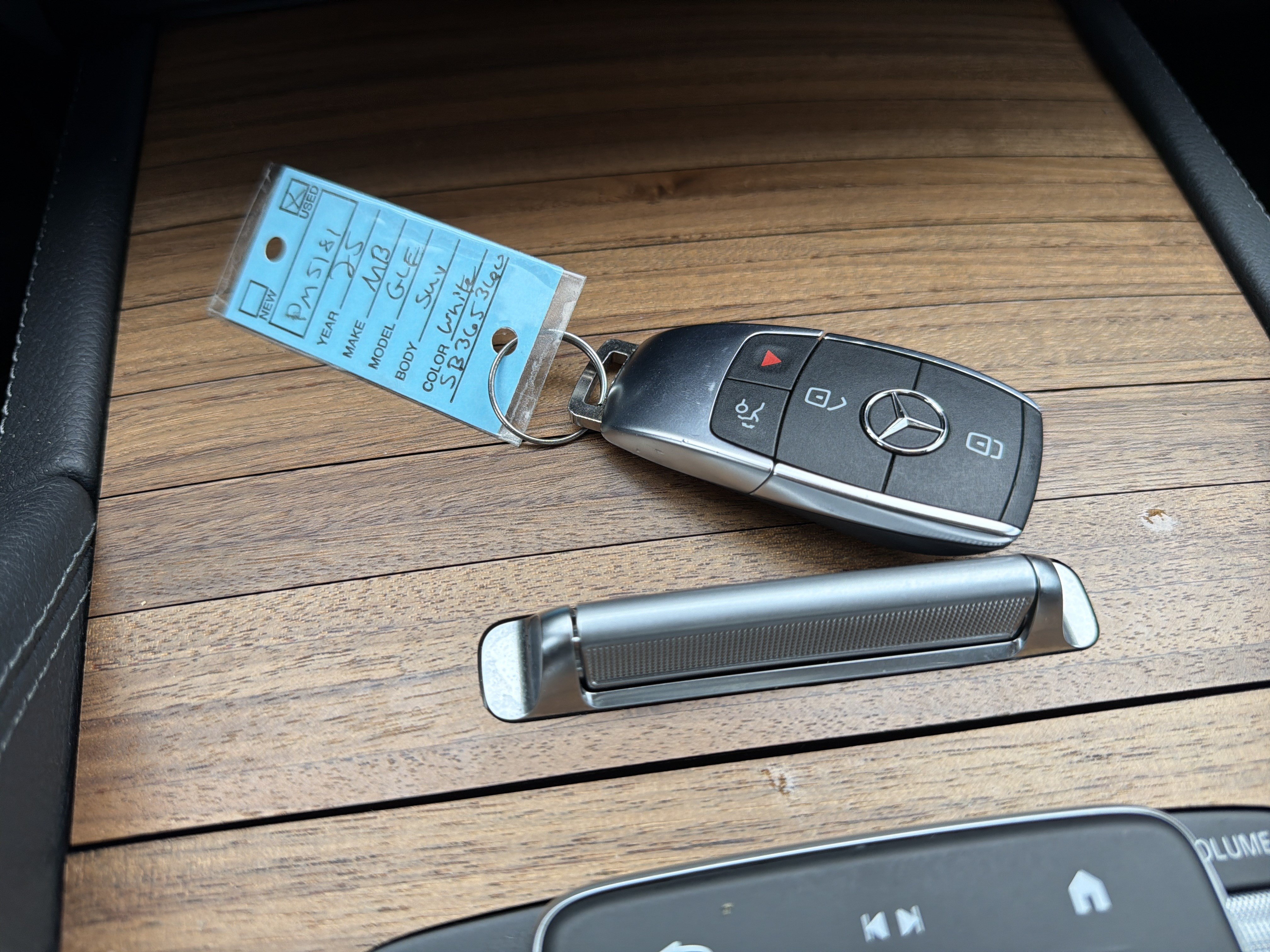 Certified 2025 Mercedes-Benz GLE 350 4MATIC image 38