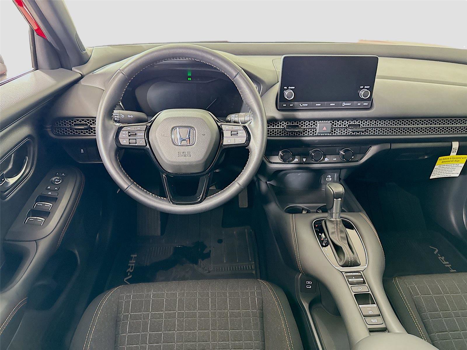 Used 2025 Honda HR-V Sport image 2