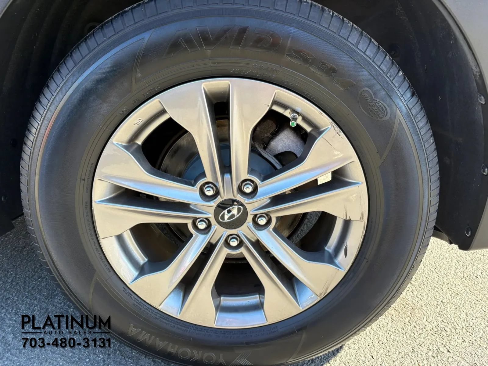 Used 2016 Hyundai Santa Fe Sport w/ Option Group 02 AWD/4WD image 23