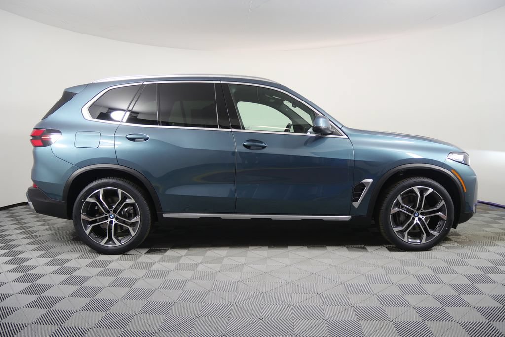 Used 2026 BMW X5 xDrive40i w/ Climate Comfort Package AWD/4WD image 6