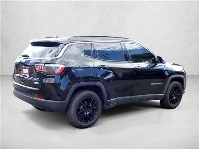 Used 2019 Jeep Compass Latitude AWD/4WD image 4