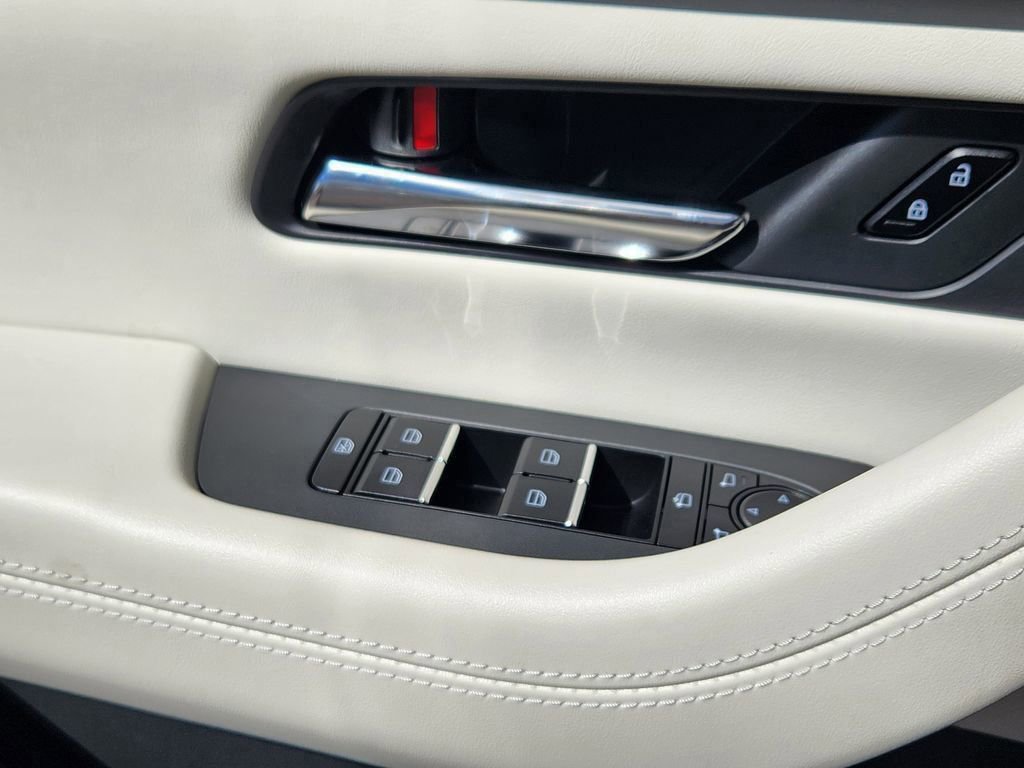 New 2025 MAZDA CX-90 Plug-In Hybrid w/ Premium Plus image 9