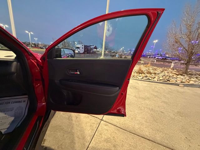 Used 2022 Honda HR-V Sport image 25