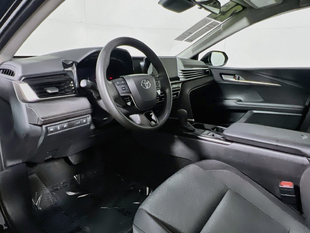 Used 2025 Toyota Camry LE FWD image 26