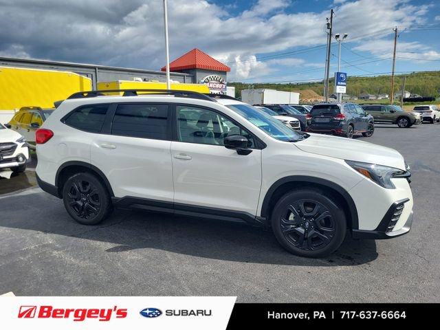 Used 2024 Subaru Ascent Onyx Edition image 5