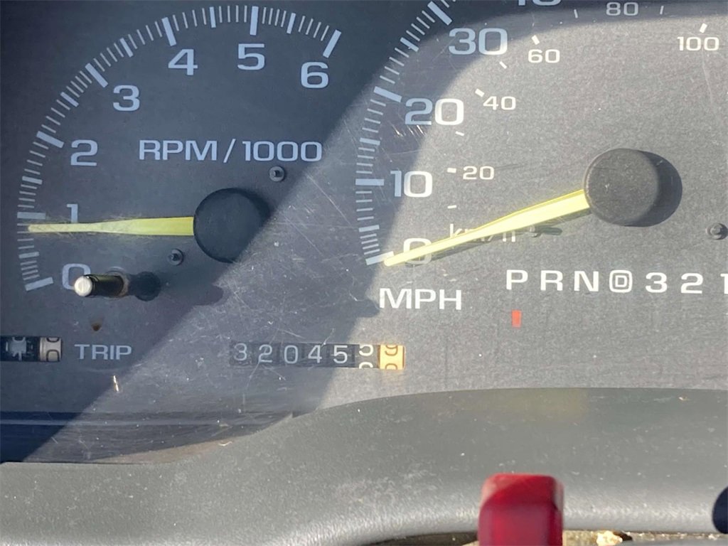 Used 1998 Chevrolet Silverado 1500 Base w/ Preferred Equipment Group 2 image 26