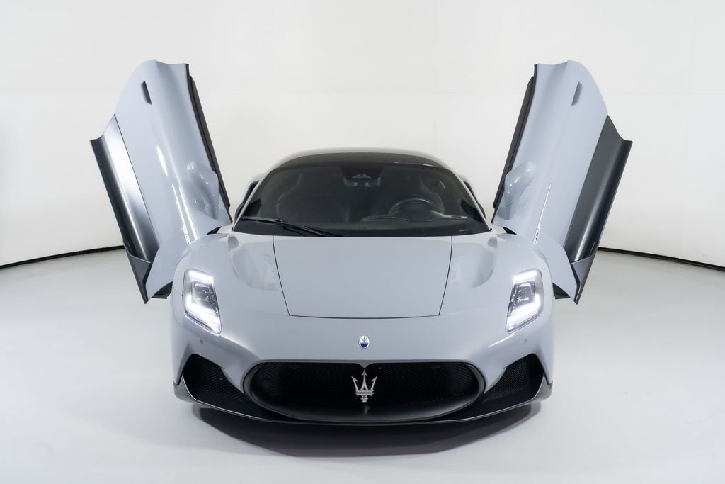 Used 2023 Maserati MC20 Coupe RWD image 34