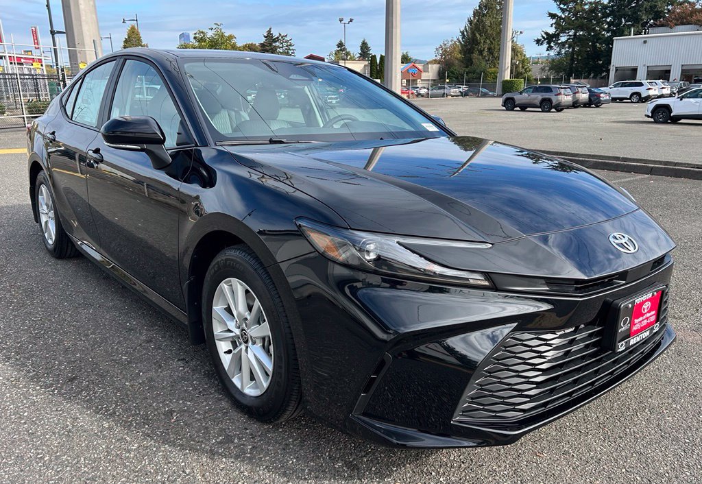 New 2026 Toyota Camry LE w/ Convenience Package FWD image 3
