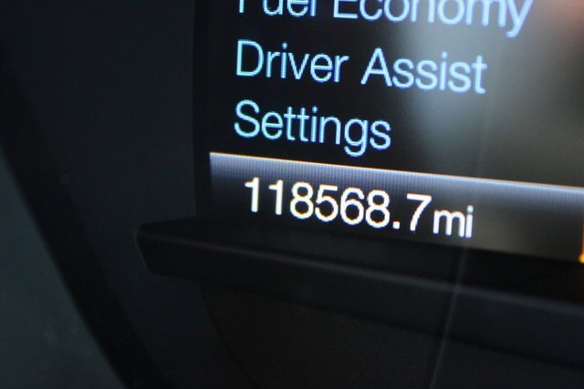 Used 2019 Ford Fusion SE image 16