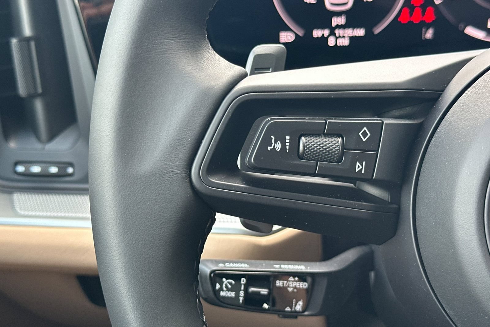 New 2026 Porsche Cayenne AWD/4WD image 31