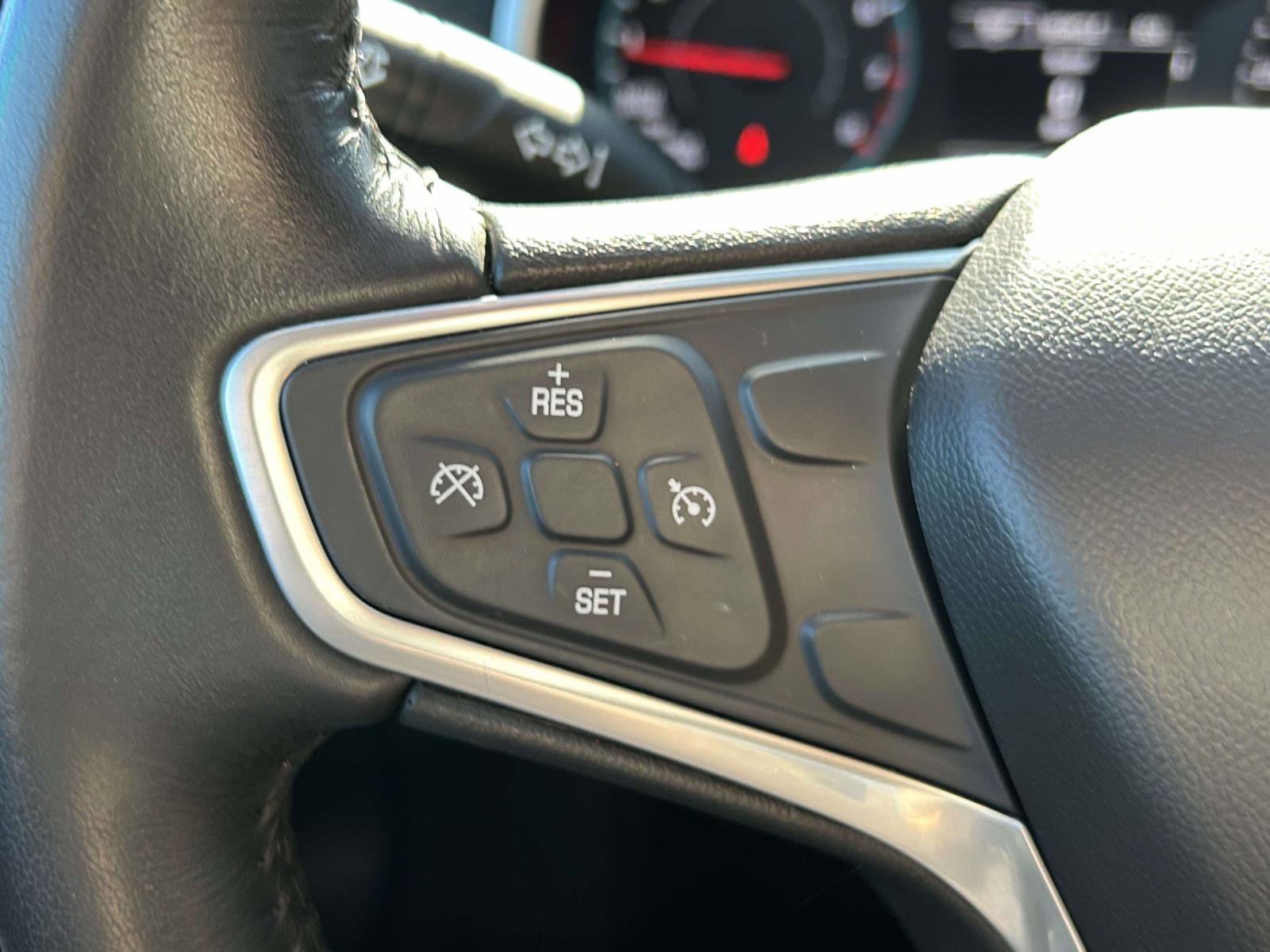 Used 2022 Chevrolet Malibu RS image 19