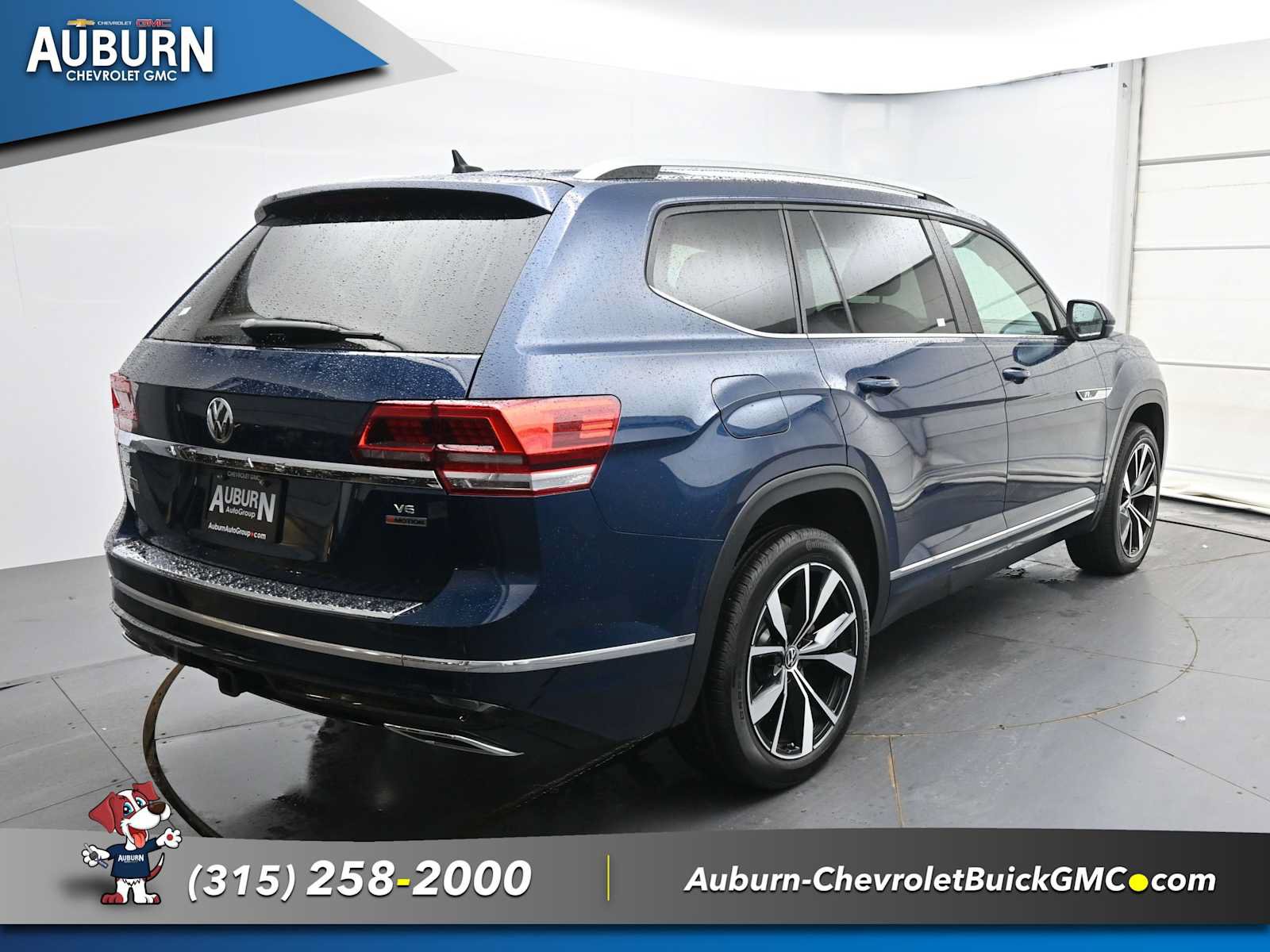 Used 2019 Volkswagen Atlas SEL R-Line AWD/4WD image 18