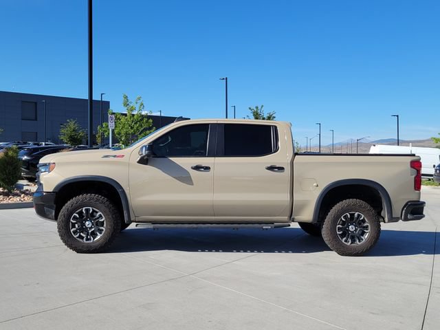 Used 2022 Chevrolet Silverado 1500 ZR2 w/ Technology Package AWD/4WD image 2