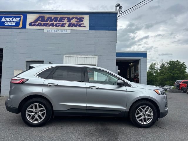 Used 2023 Ford Edge SEL AWD/4WD image 5
