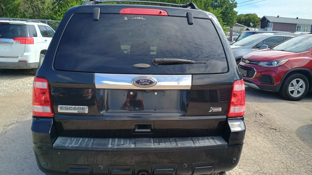 Used 2011 Ford Escape Limited w/ 302A Rapid Spec Order Code FWD image 23