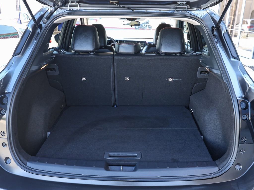 Used 2025 Nissan Kicks SR image 16