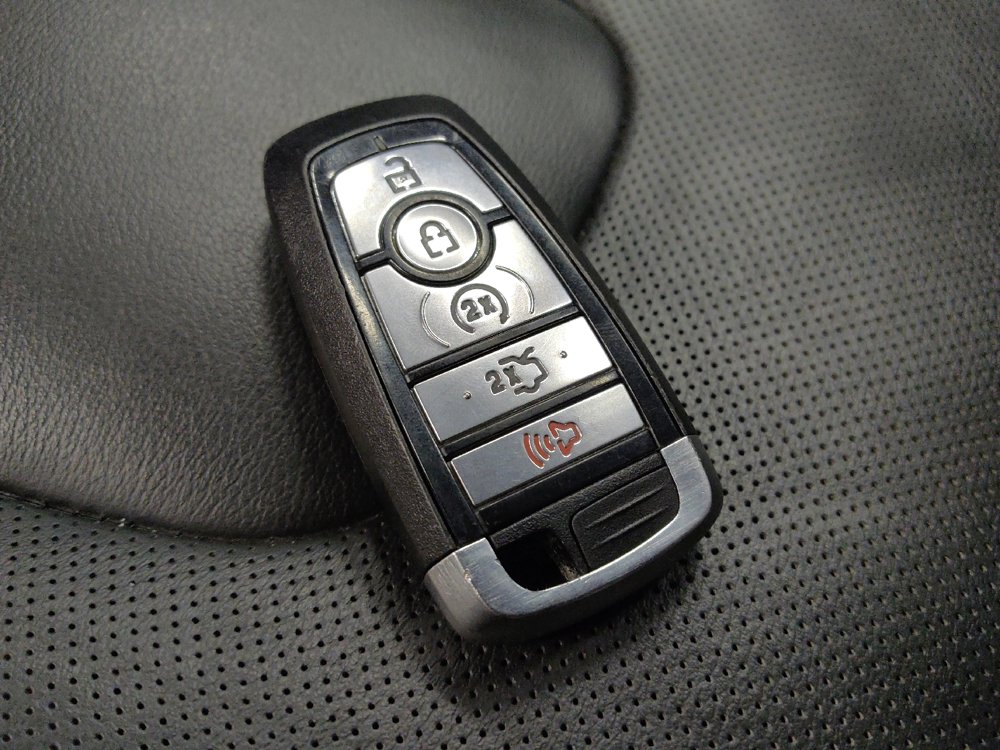 Used 2019 Ford Fusion Titanium image 32