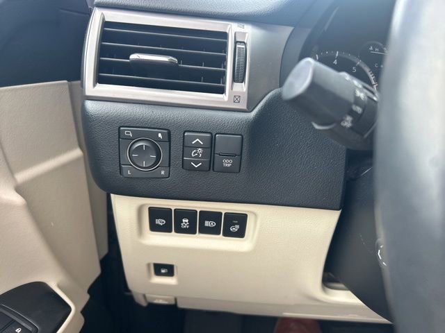Used 2023 Lexus GX 460 Premium w/ Premium Package AWD/4WD image 12