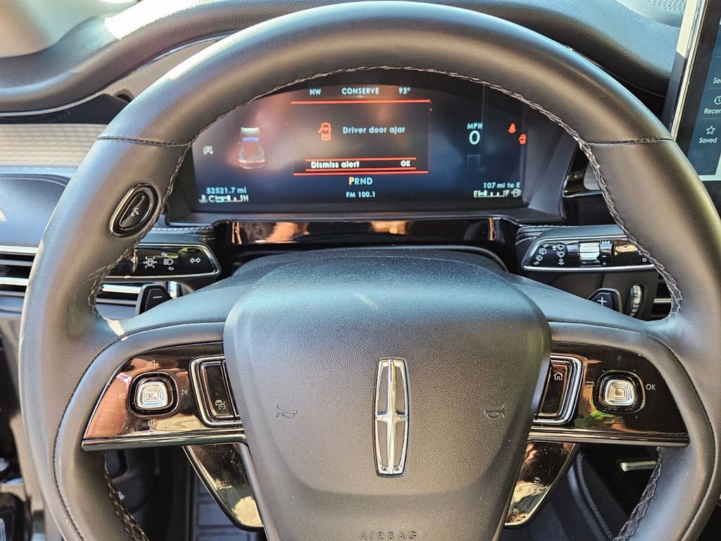 Used 2023 Lincoln Corsair AWD image 26