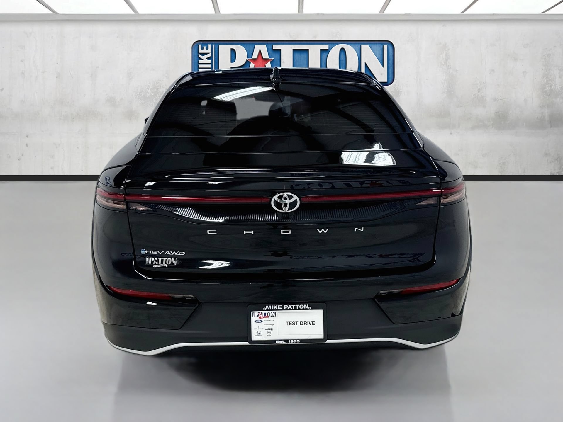 Used 2026 Toyota Crown AWD/4WD image 6
