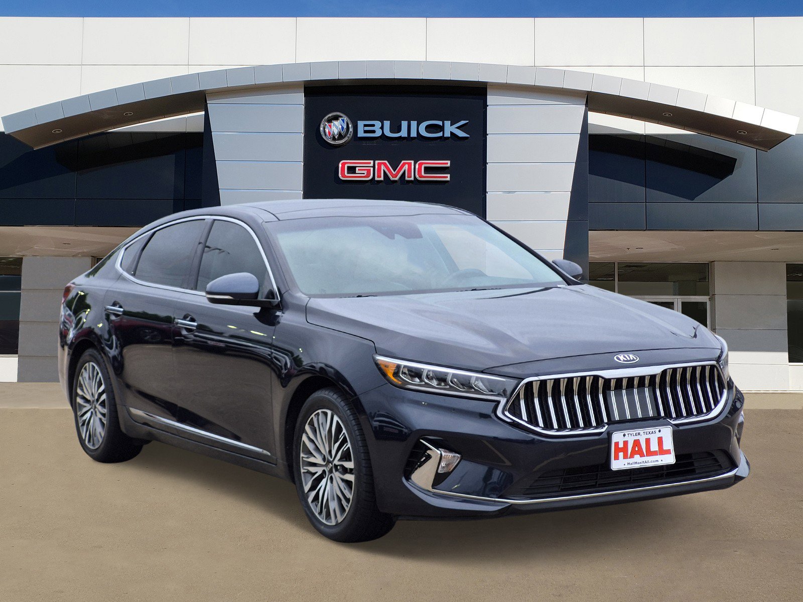 Used 2020 Kia Cadenza Technology FWD image 1