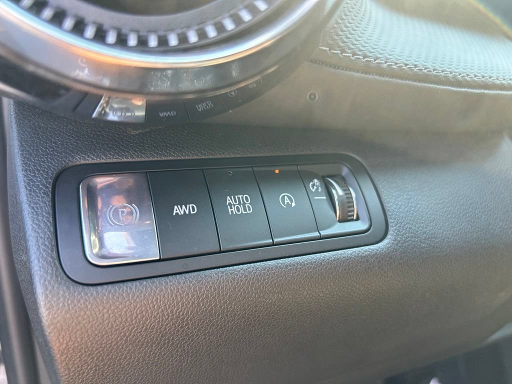 Used 2026 Chevrolet Equinox LT AWD/4WD image 20