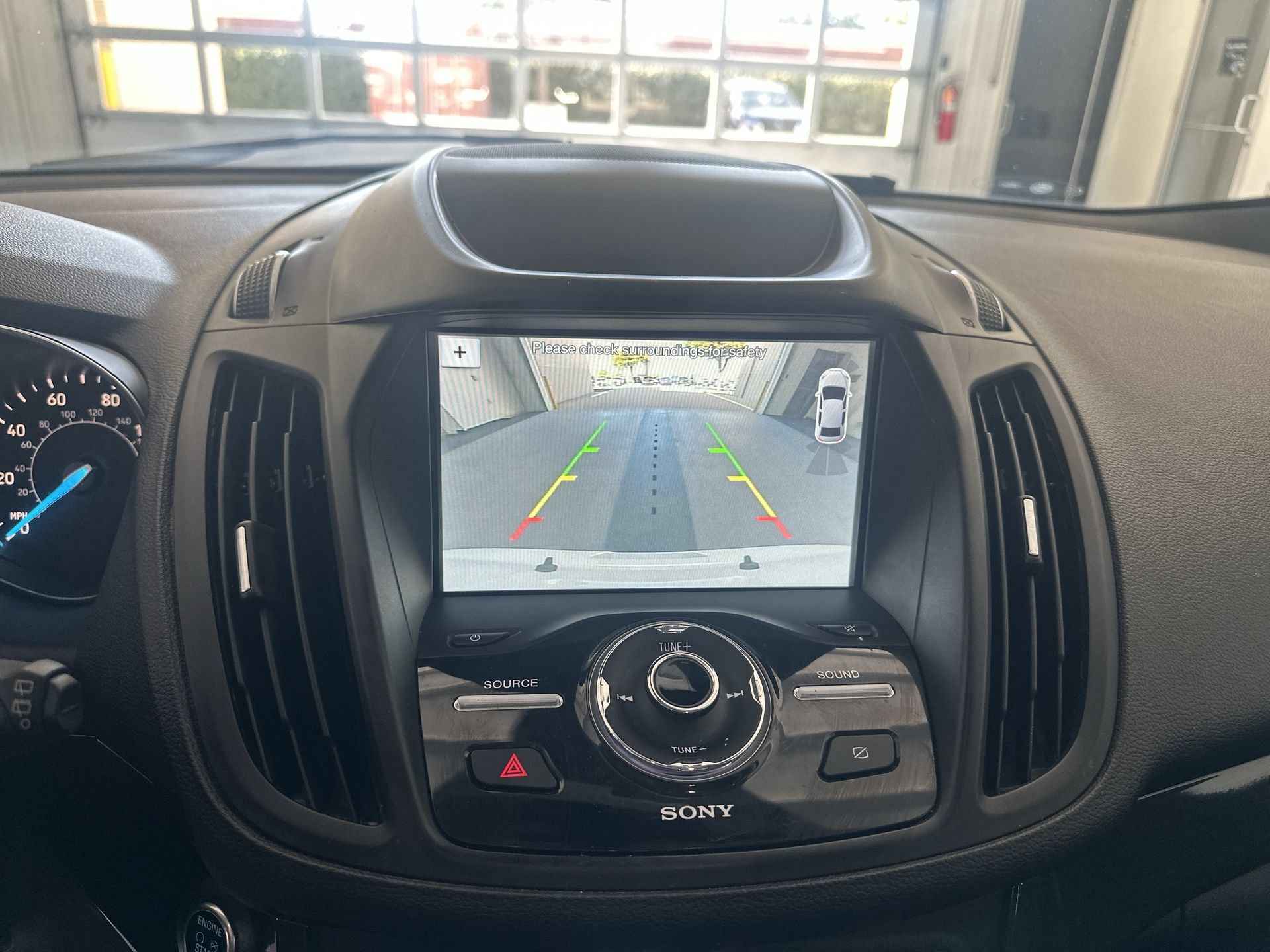 Used 2019 Ford Escape Titanium FWD image 22